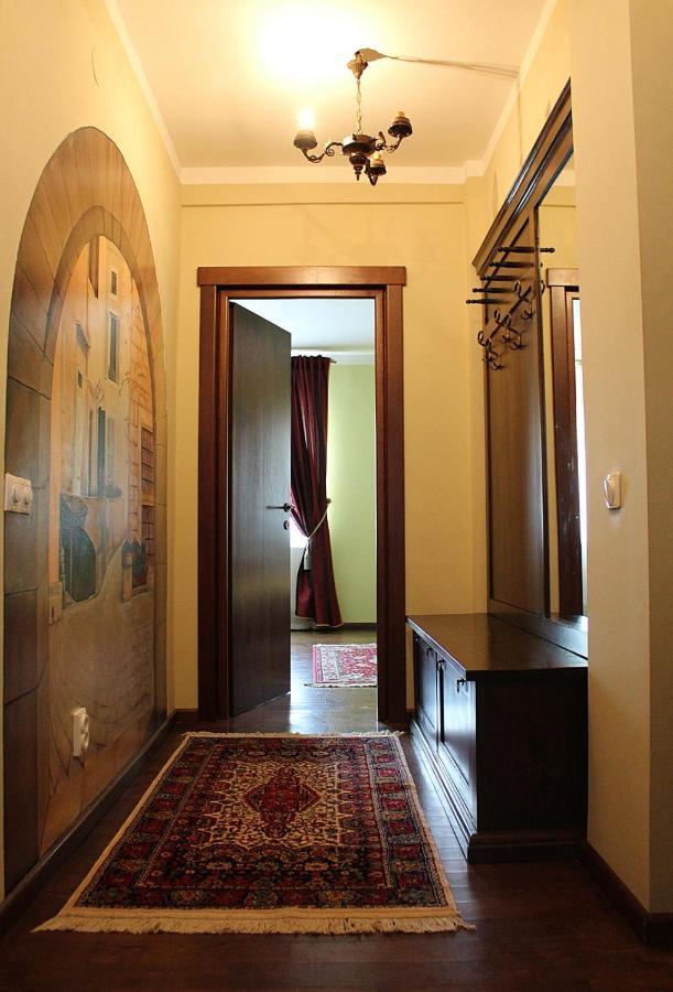 Antik Apartment Sibiu Buitenkant foto